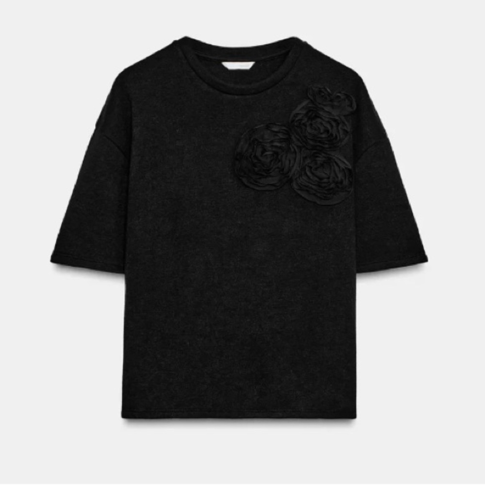 Zara Soft Flor knit white T-Shirt! NWT - Picture 2 of 2